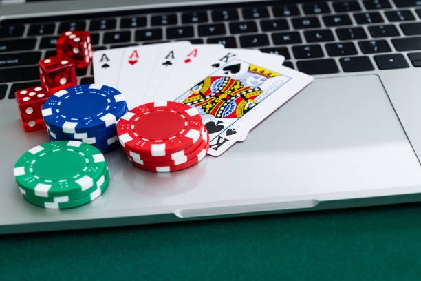 Live dealer table with multi-camera view